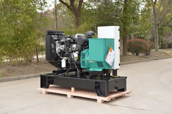 12KW/15KVA Perkins 403A-15G2 Engine Silent/Open Type Diesel Generator Set for Standards